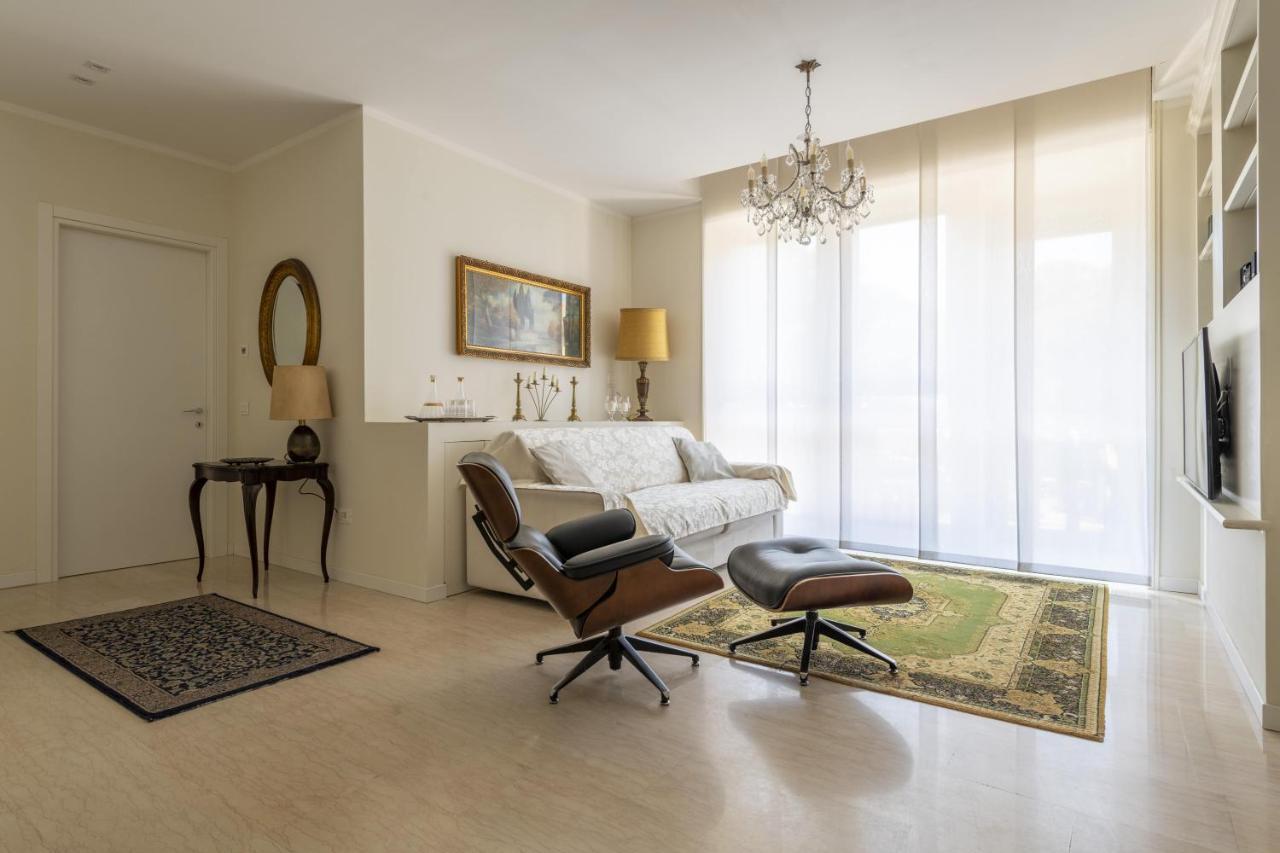 Casa Lazzarini Luxury Apartment Pesaro Extérieur photo