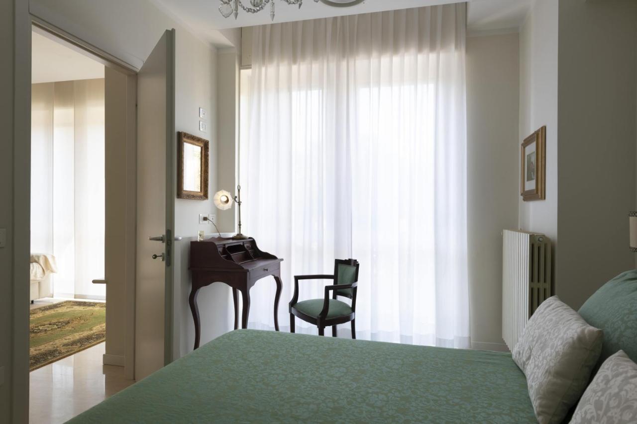 Casa Lazzarini Luxury Apartment Pesaro Extérieur photo